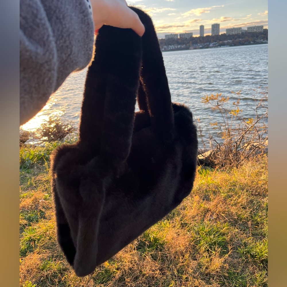 (Brand New)Stand Studio Black Sherpa Liz Tote - image 5